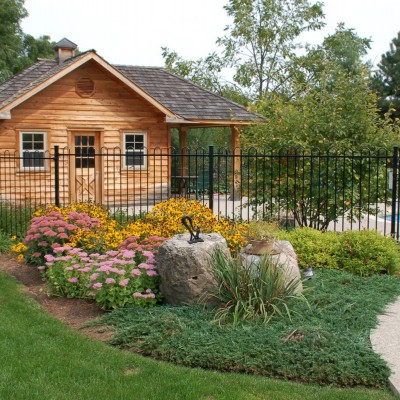 pool houses and cabanas