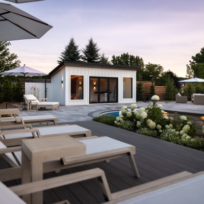 pool houses and cabanas