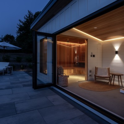 pool houses and cabanas